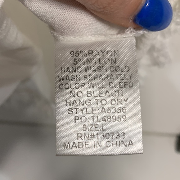 UMGEE FRAYED WHITE BUTTON DOWN MINI DRESS LARGE FLOWY - Picture 6 of 7